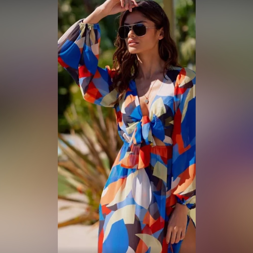 BEACH RIOT swim cover up Brand new !!! Matching bikini on other post